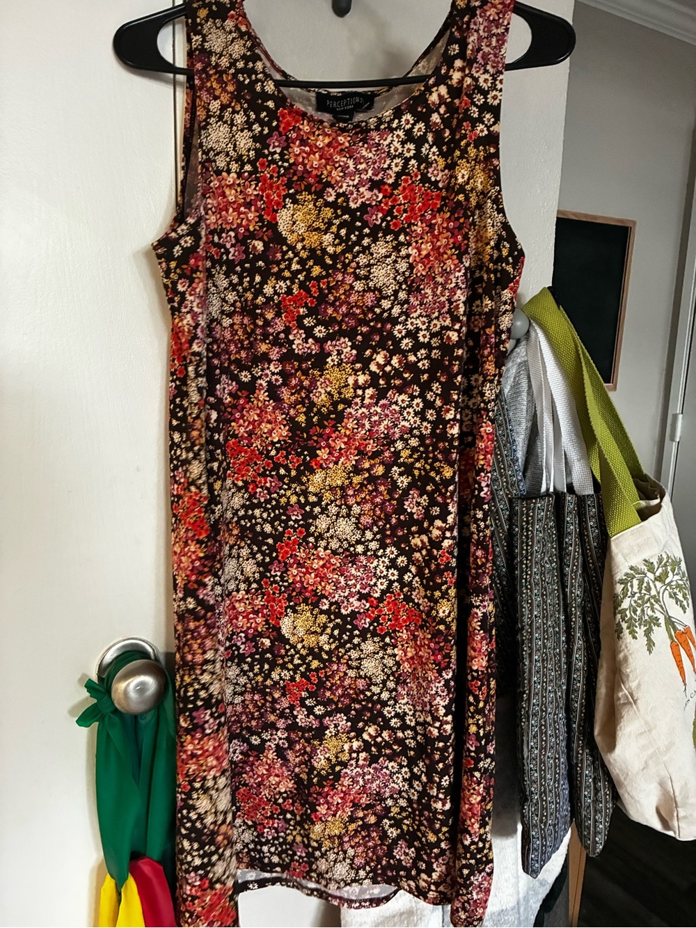 Sleeveless Floral Shift Dress in Black and Multicolor